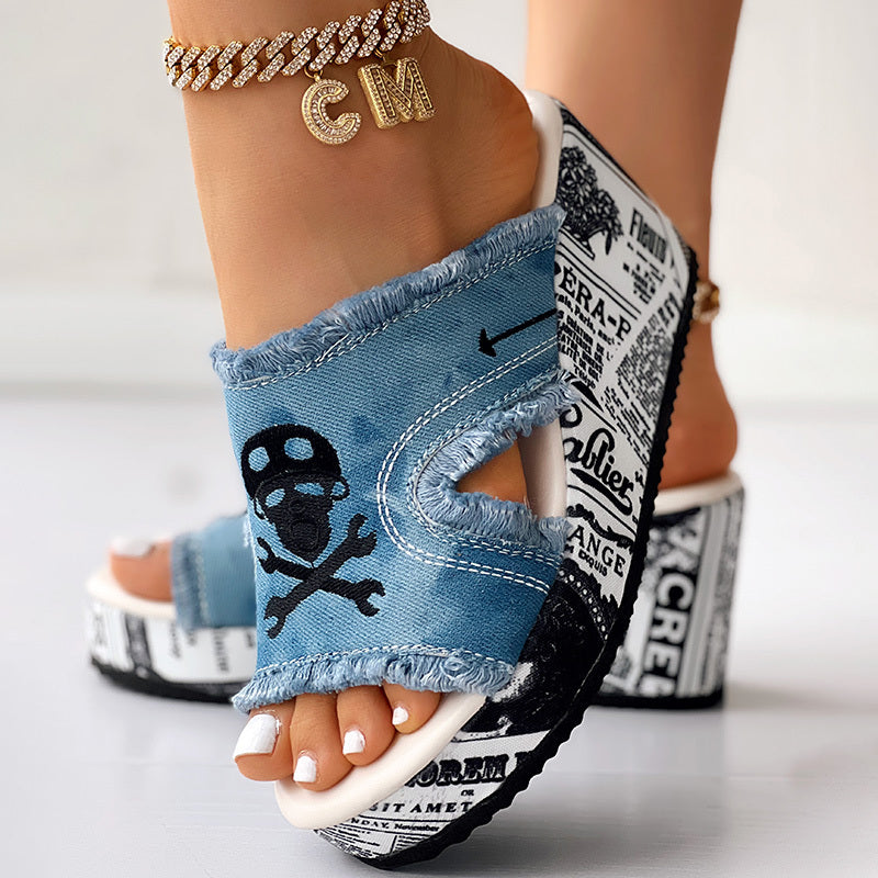 Skull Platform Slides